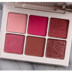 Fenty beauty snap shadows eyeshadow palette